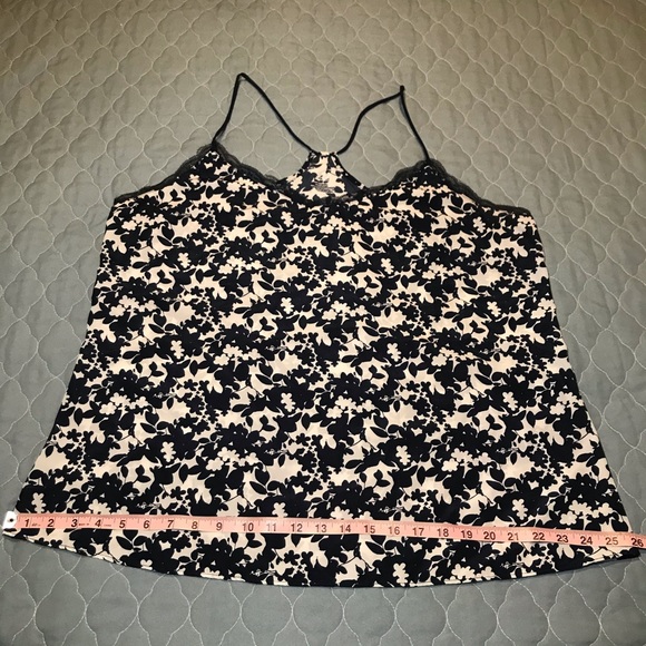 Women’s NY&Co Floral and Lace Cami Tank - Picture 11 of 13